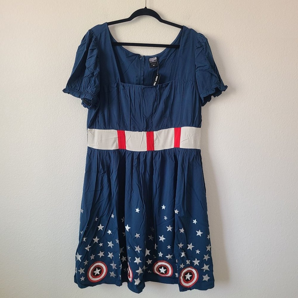 Her Universe Marvel Captain America Shield Retro Dress Plus Size 3X Blue